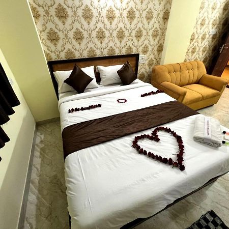 Hotel East Park Electronic City Kammasandra Exteriér fotografie